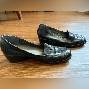 Aerology Black Leather Loafers Flats